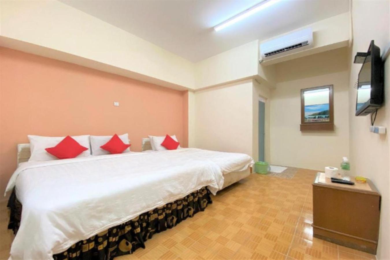 B Penang Hotel *